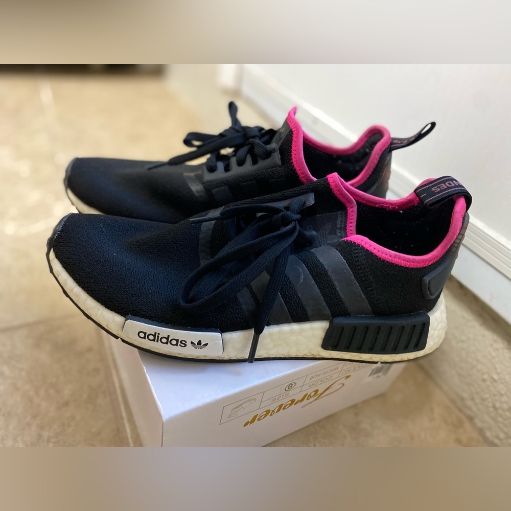 ADIDAS NMDS BLACK WITH PINK